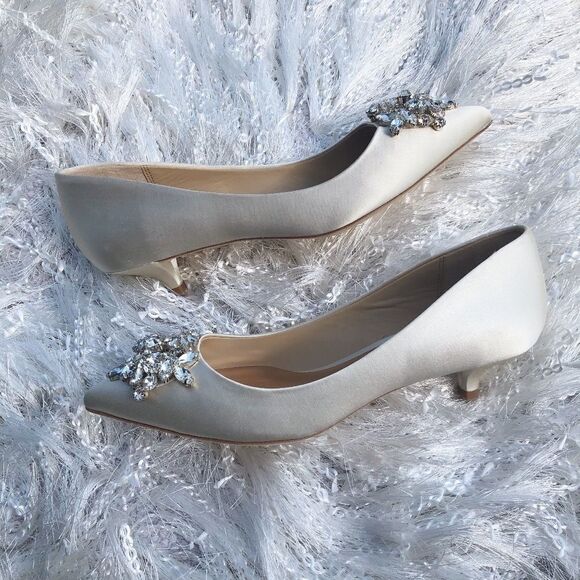 BADGLEY MISCHKA Vail Ivory Satin Kitten Heel Pump - Picture 3 of 15